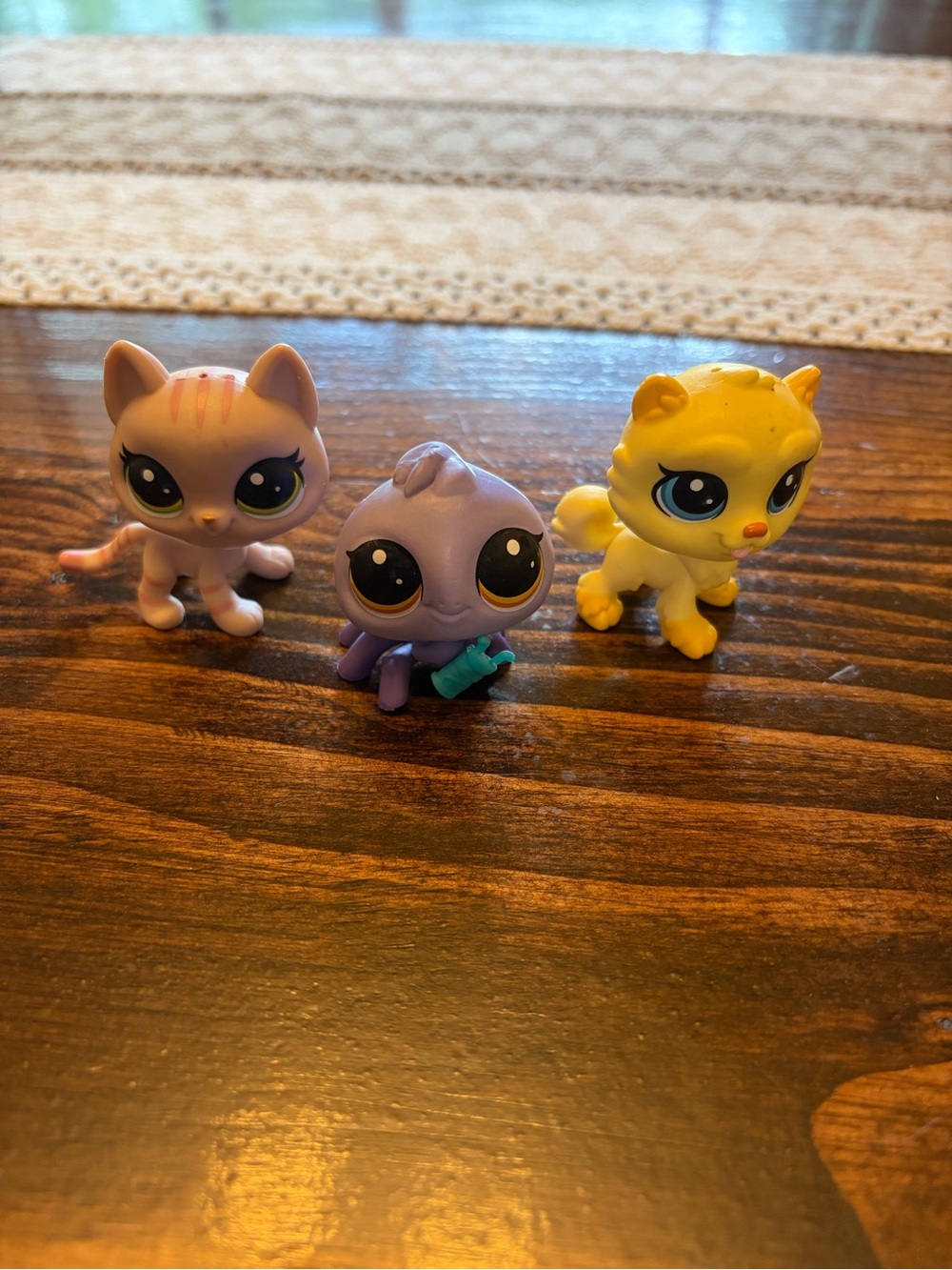 LPS Lot of 3-Llio Fairmist Chow Chow, Hula Hibiscus Cat, Lui Lagoon Spider
